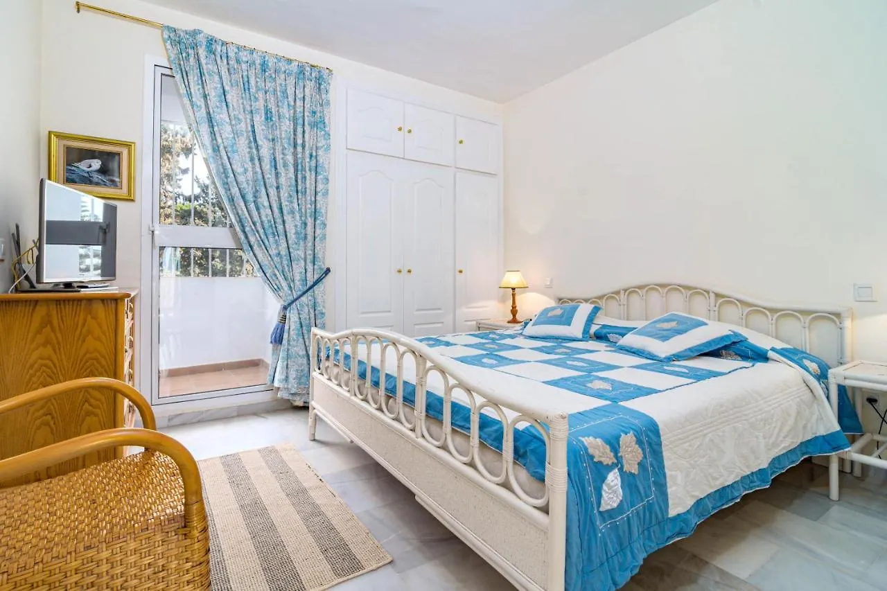 Andalusian Elegance Apartment In El Paraiso With 360 Views Over Sea And Mountains Estepona Spain