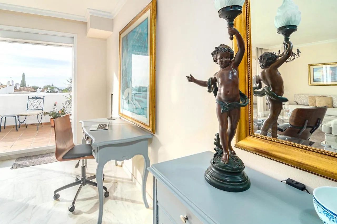 Andalusian Elegance Apartment In El Paraiso With 360 Views Over Sea And Mountains Estepona Spain